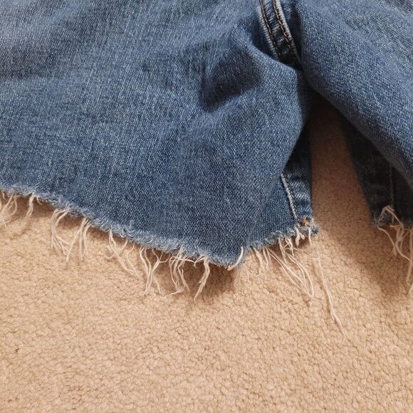 Universal thread denim blue jean shorts size 12 - Picture 4 of 4